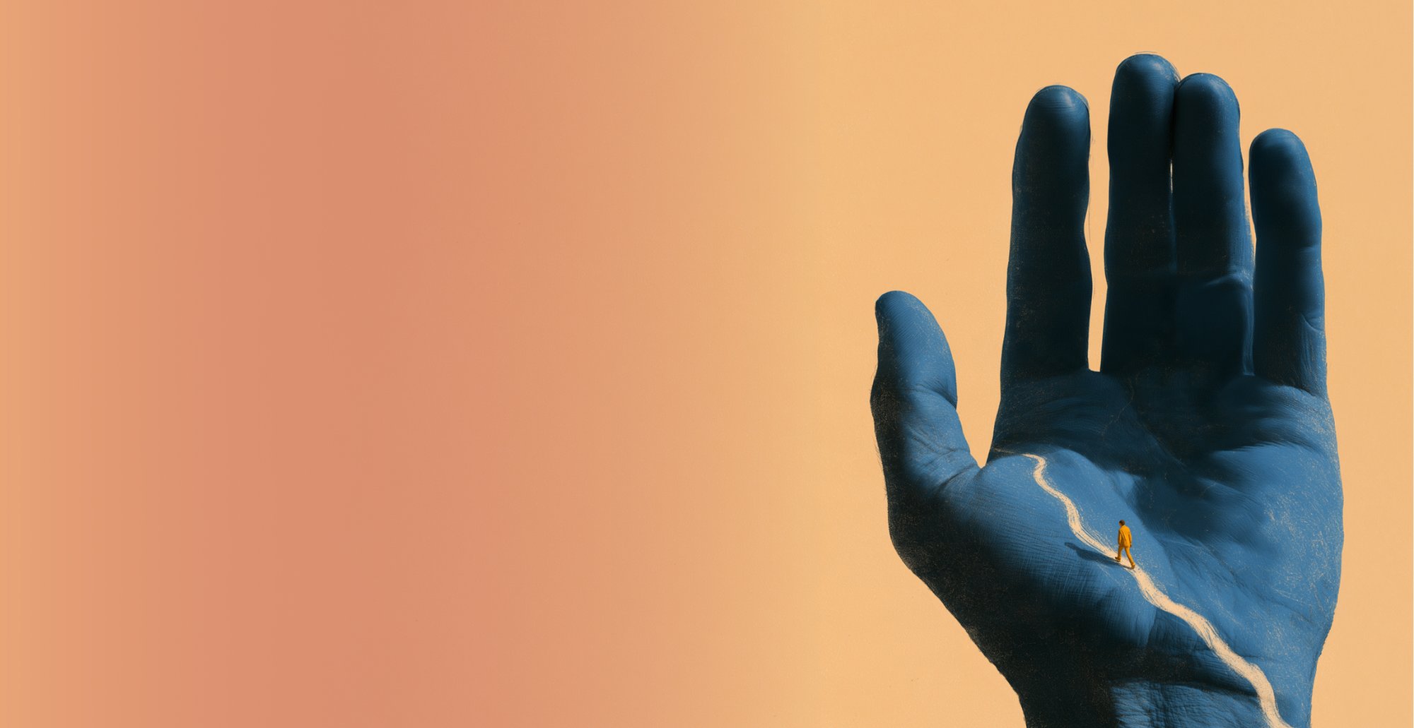 Una grande mano blu tesa verso l'alto, una piccola persona cammina lungo il sentiero sul palmo